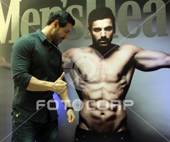 Fotocorp John Abraham Unveiling Of Men S Health Magazine March 2015 Issue