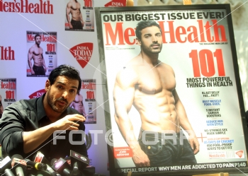 Fotocorp John Abraham Unveiling Of Men S Health Magazine March 2015 Issue