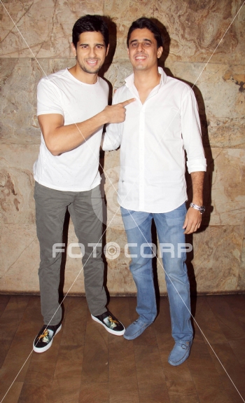 Fotocorp Sidharth Malhotra Harshad Malhotra Special Screening Of Film ‘brothers’