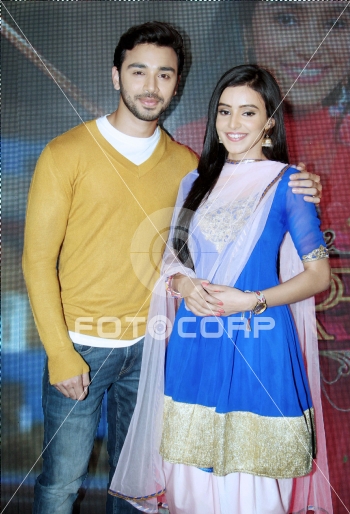 Fotocorp : Samridh Bawa, Ankita Sharma Colors launches new show Ek