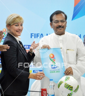 Fotocorp Marion Mayer Vorfelder Arup Biswas Press Conference Of 2017 Fifa U 17 World Cup In Kolkata